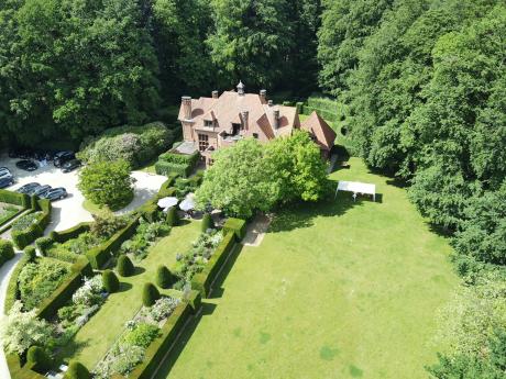 Louise-Marie Manor & Gardens
