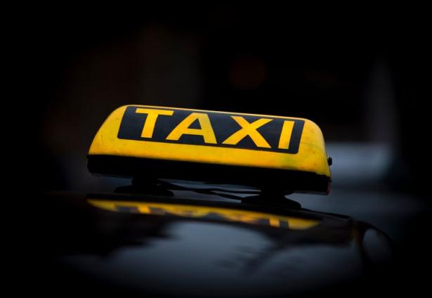 Taxi